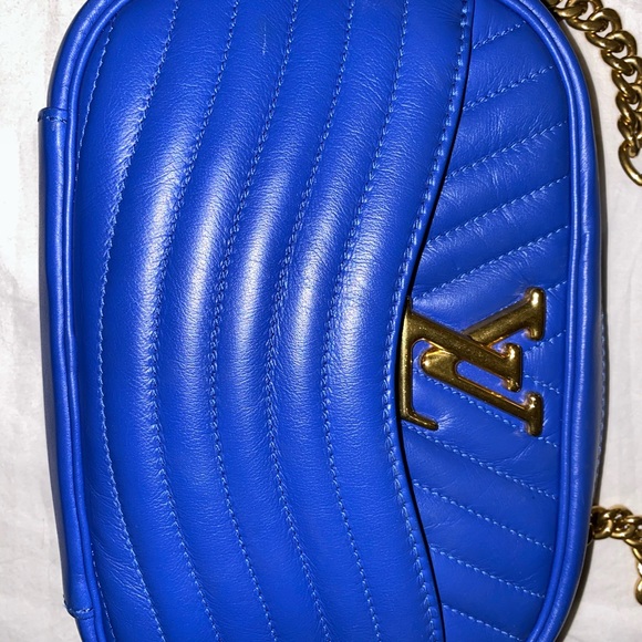 LOUIS VUITTON NEW WAVE CHAIN BAG ROYAL BLUE - Picture 6 of 8